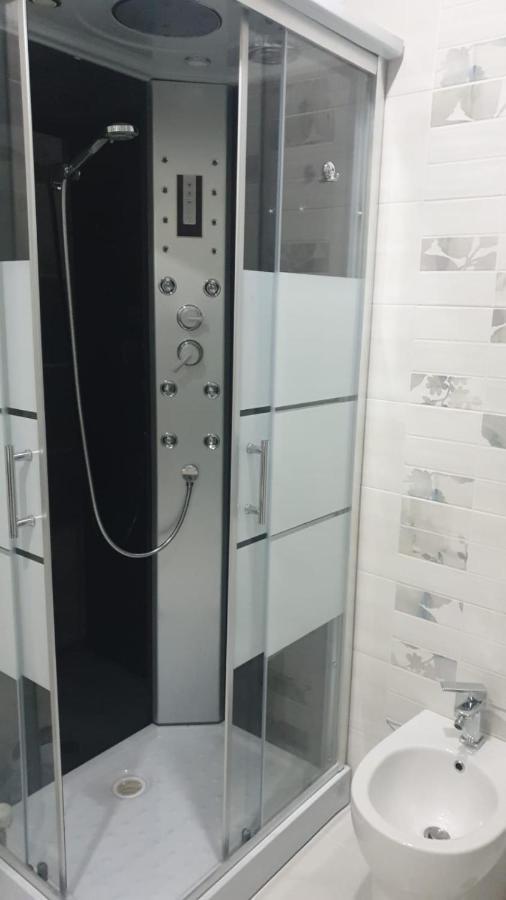 B&B By The Station Battipaglia Bagian luar foto
